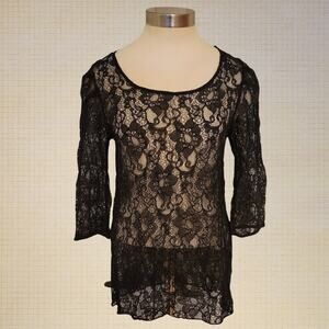 Black Sheer Lace Scoop Neck Top Everly Size S M 3/4 Sleeve Stretch Layer